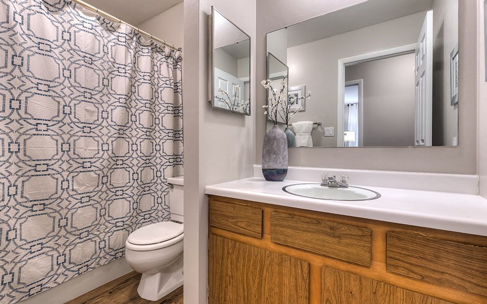 Photos and Video of Ramblewood Apartments in Wyoming, MI